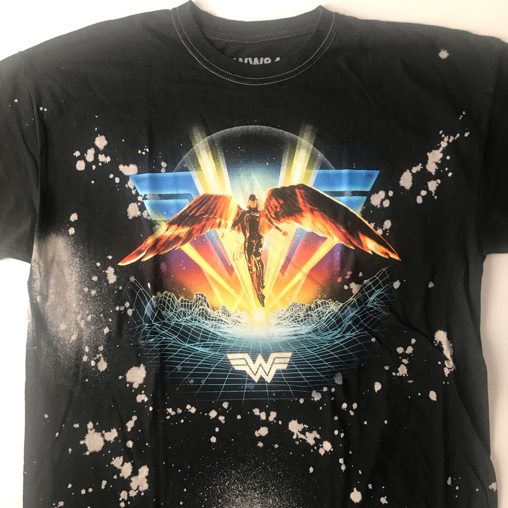 Wonder Woman WW84 Movie shirt medium